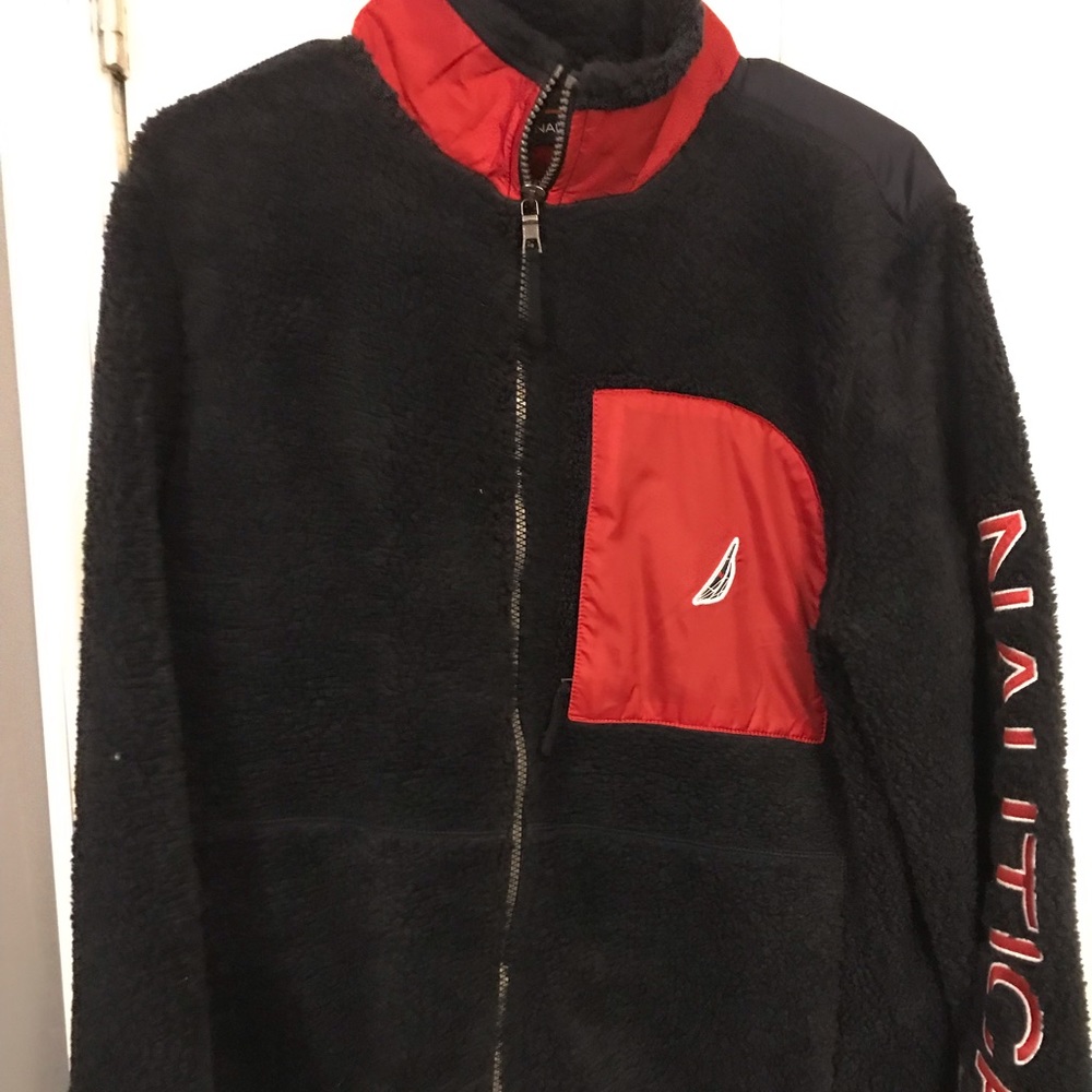 10/10 nautica zip up nice worn once